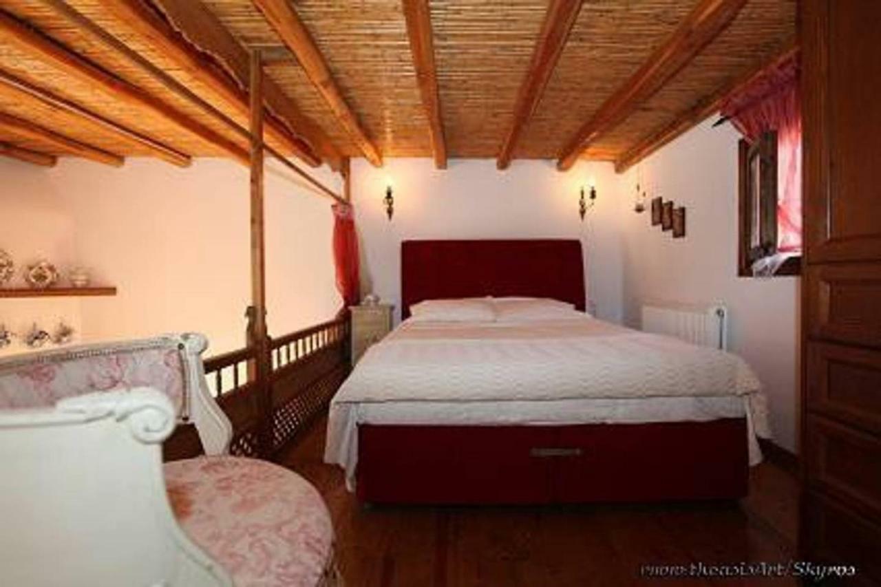 Traditional Studio Skyros Exteriör bild
